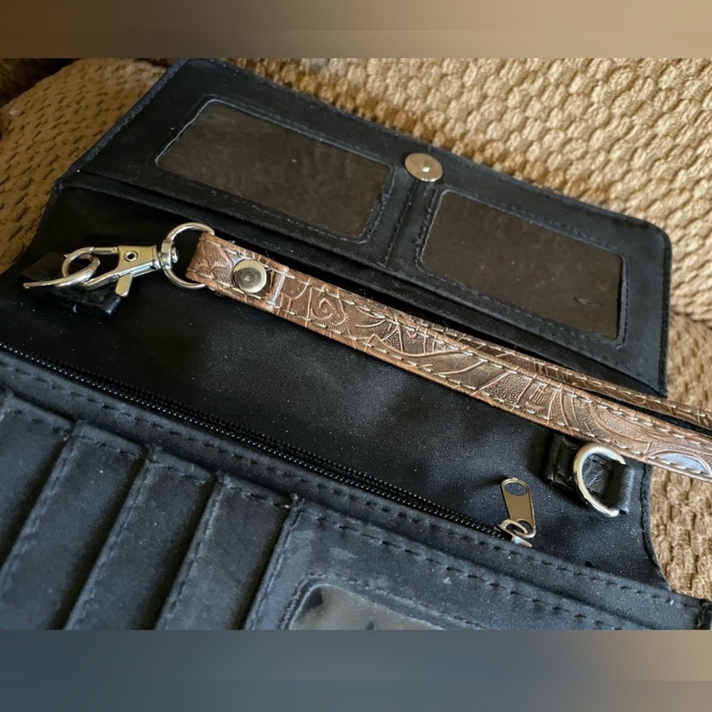 Western style burgundy wallet - has scalloped design & bling buckle detail - Picture 7 of 8